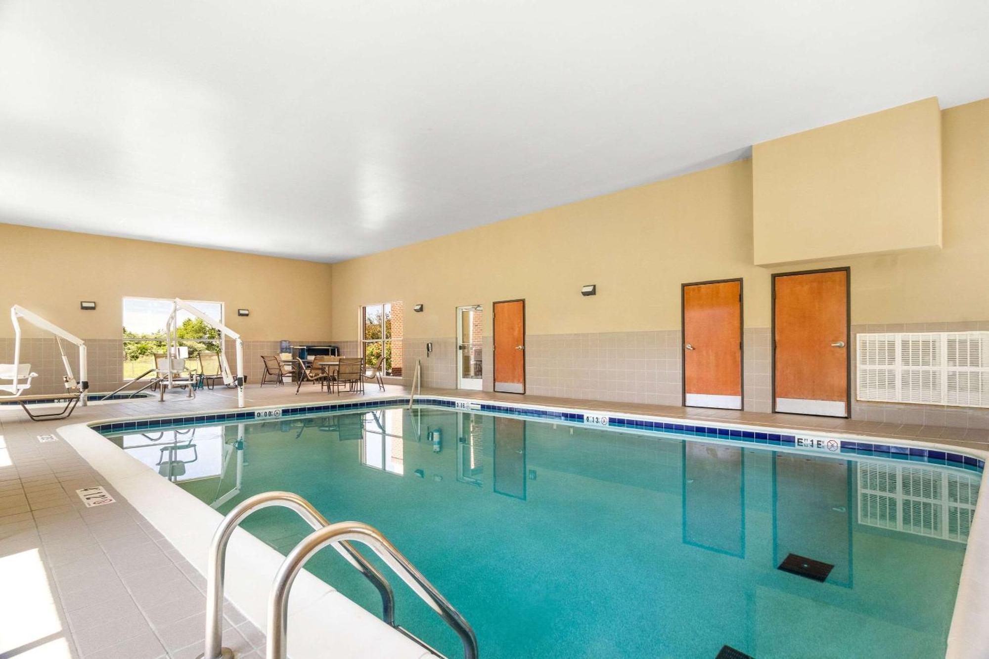 Comfort Suites Mount Vernon Eksteriør bilde